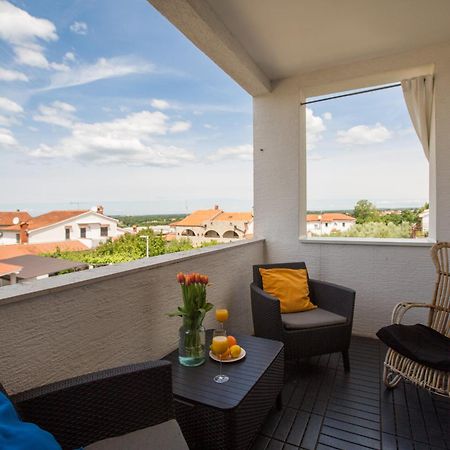 Apartment Blu Poreč Dış mekan fotoğraf